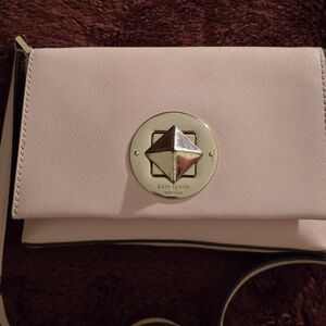 Kate Spade Newbury Lane Sally Crossbody. Saffiano Leather. EUC
